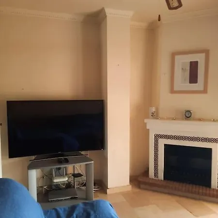 Apartment Cozy Nearly Sea,tennis,bars And Other *